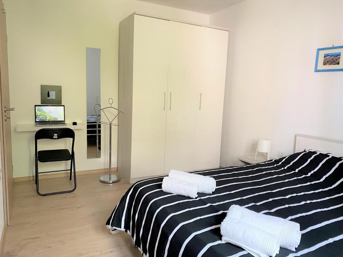 Apartment Punta Premantura E With Garden Zewnętrze zdjęcie
